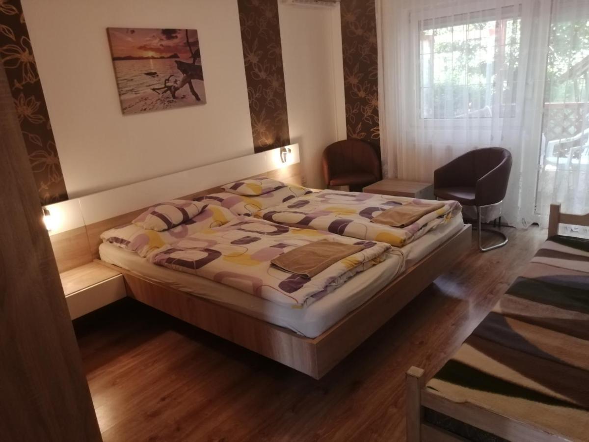 Anita Apartman Bük Екстериор снимка