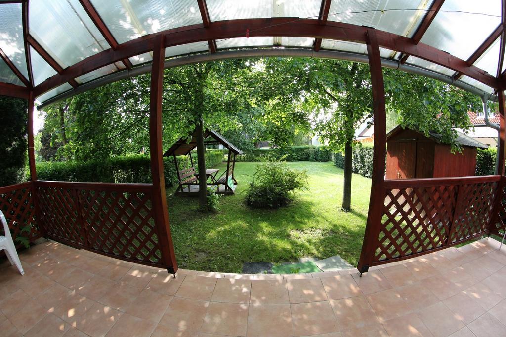 Anita Apartman Bük Екстериор снимка